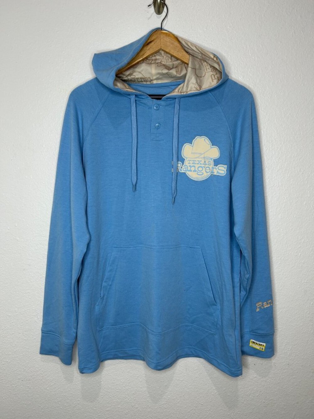 NWT Texas Rangers Blue Lightweight Henley Hoodie Men's Medium MSRP $50